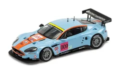 Airfix 1:32 Aston Martin Dbr9 Large Model Starter Set Clearance
