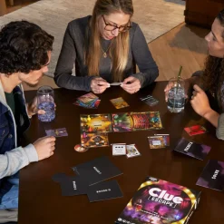 Hasbro Gaming Cluedo Escape: The Illusionist's Club Sale