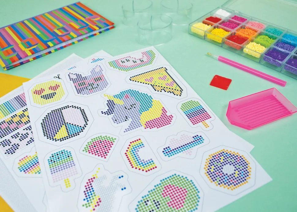 Crayola Creations Crystal Embellishment Kit Online