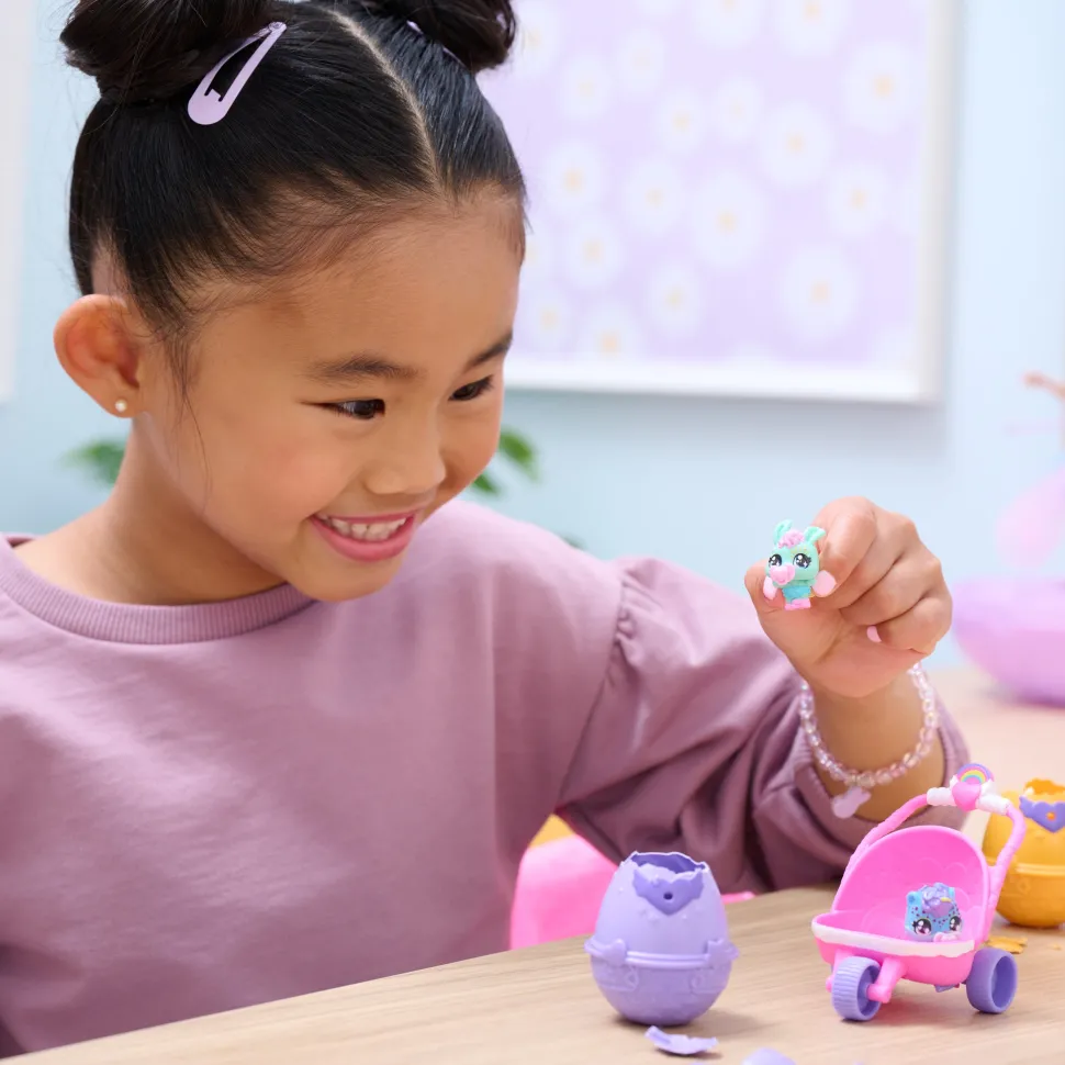 Hatchimals Water Hatch Strollin' Water Hatch Best