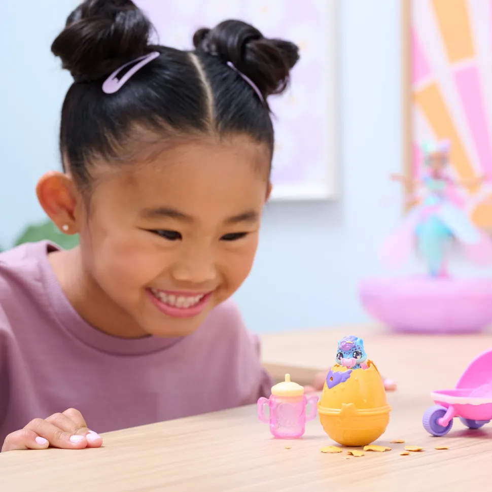 Hatchimals Water Hatch Strollin' Water Hatch Best