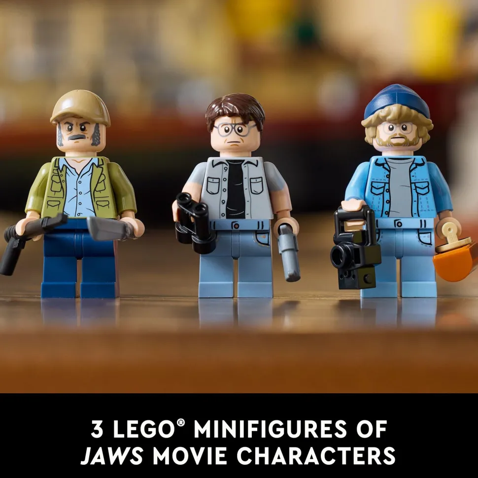 LEGO 21350 Ideas Jaws Hot
