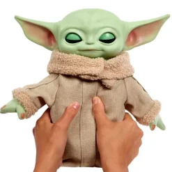 Star Wars The Mandalorian Squeeze & Blink Grogu Plush New